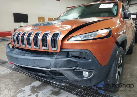 2015 Jeep Cherokee Trailhawk из США, поврежденный, VIN 1C4PJMBS3FW502265